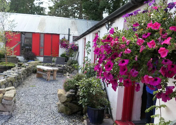 Stone Wall Cottage